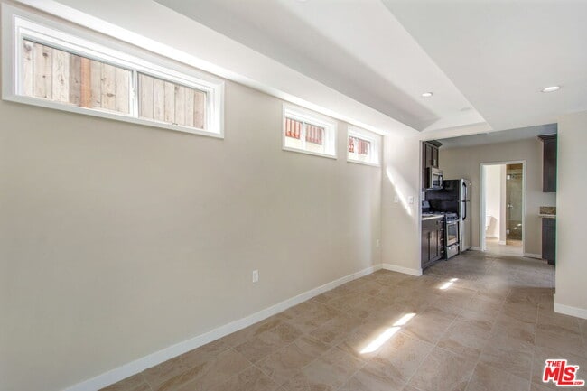 Building Photo - 4151 Don Mariano Dr