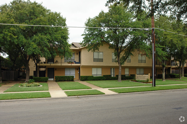 Building Photo - Saltillo