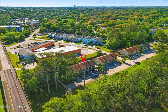 Building Photo - 2505 Waters Edge Dr
