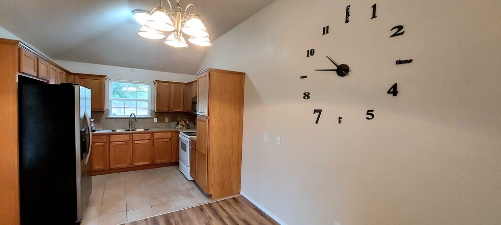 Building Photo - 528 Choctaw Gate Dr