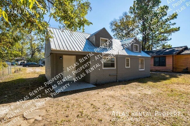 Building Photo - 3124 6th Ave N