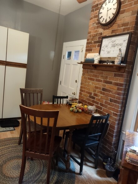 shared kitchen - 363 Laurel St