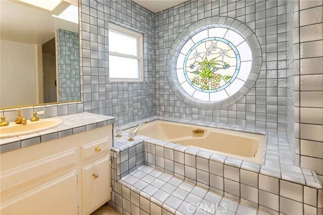 Building Photo - 38900 Ave Arriba