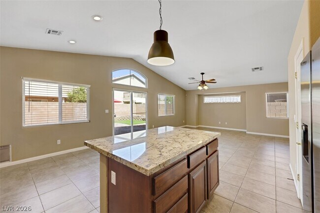 Building Photo - 9936 Willowbrook Pond Rd