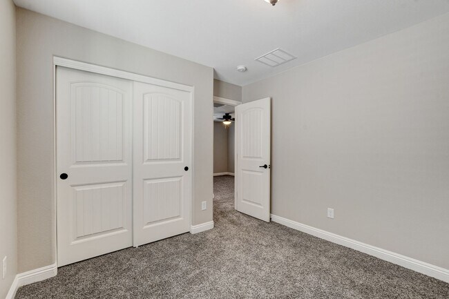 Building Photo - Providence Las Vegas 3 Bed and 3 Bath Home with Gated Community, Modern Upgrades & Resort-Style A...