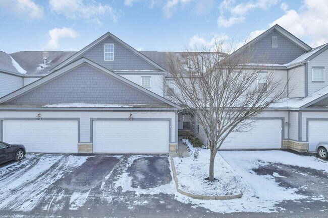 Building Photo - 550 Redwood Ln
