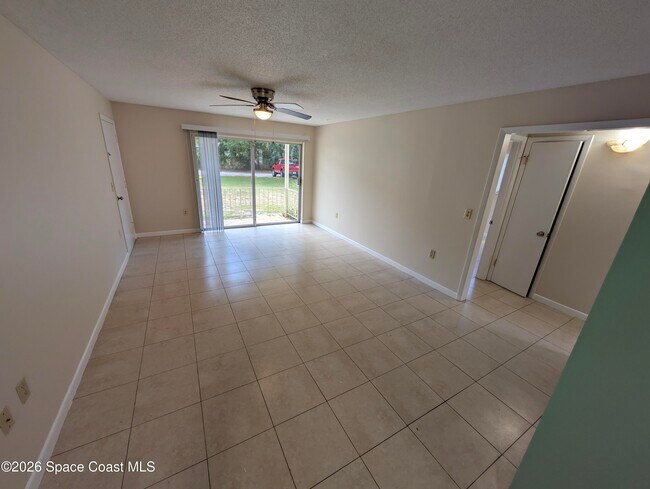 Building Photo - 217 Knox McRae Dr