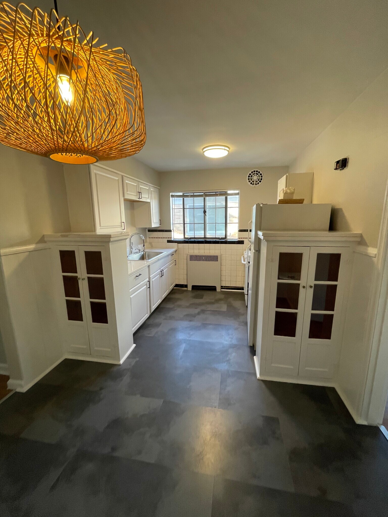 Building Photo - 6623 Ravenal Ct