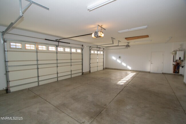 Building Photo - 2275 Makenna Dr