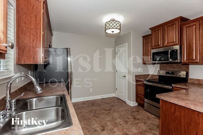 Building Photo - 2540 Glyncastle Way