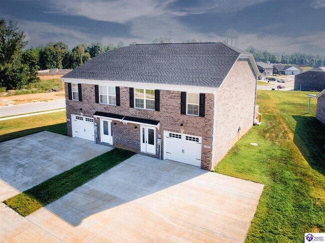 Building Photo - 203 Dixon Cir