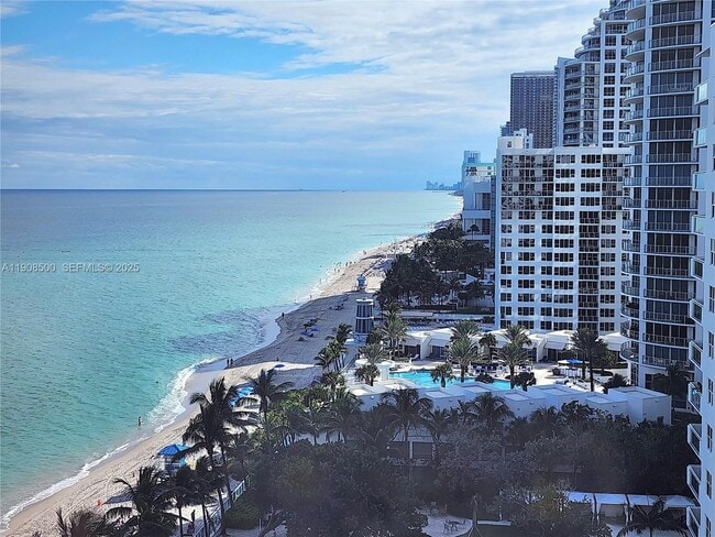 Building Photo - 2751 S Ocean Dr