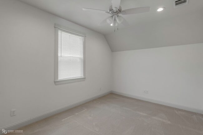 Building Photo - Gorgeous 3 bed 3 bath home for lease | Nor...
