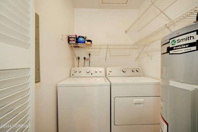 Building Photo - 59 Amberly Dr