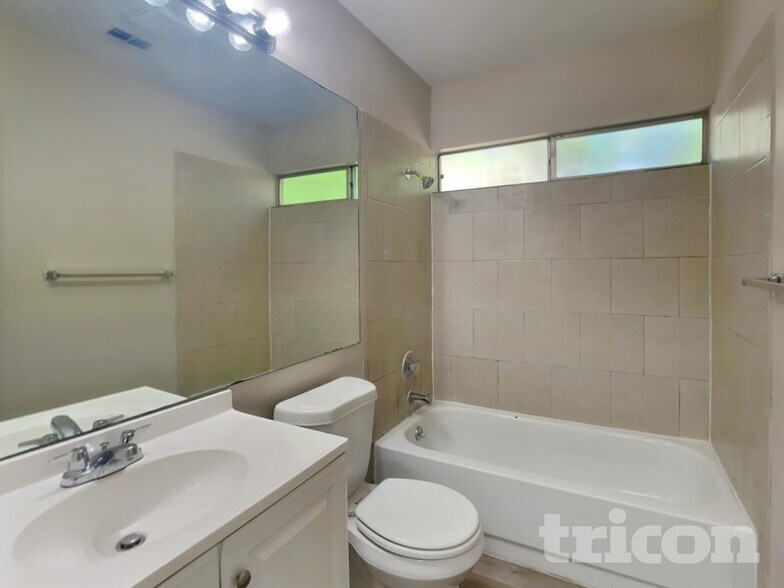 Building Photo - 10139 Trappers Ridge