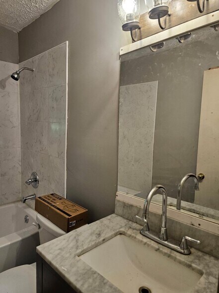 Building Photo - 107 Hillcrest Dr