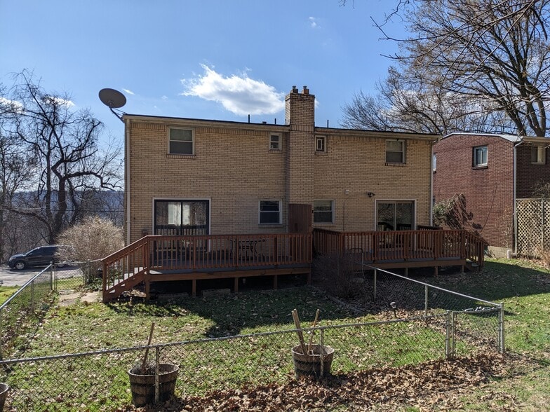 Building Photo - 6524 Virginia Ave