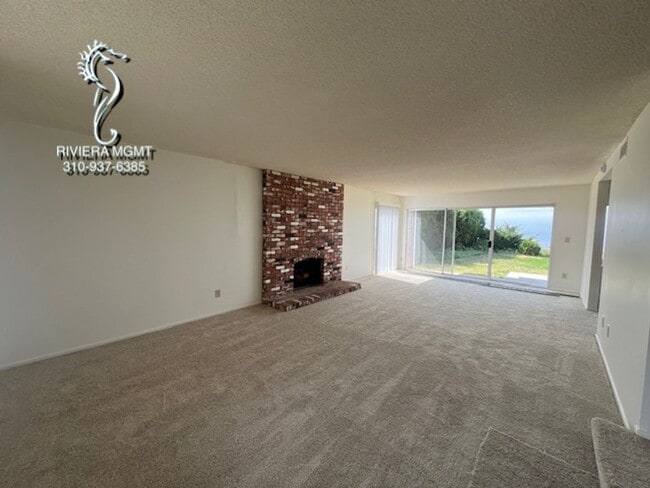 Building Photo - 5 bedroom 4 bath in Rancho Palos Verdes