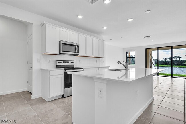 Building Photo - 1428 Weeping Willow Ct