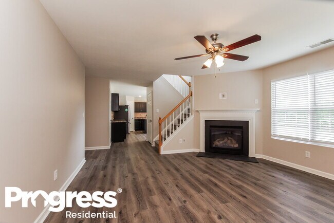 Building Photo - 4048 Catawba Creek Dr