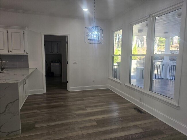 Building Photo - 526 Coopers Pond Dr