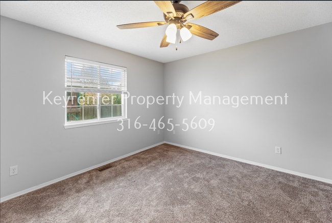 Building Photo - Beautiful 3 Bed 2 Bath in Goddard