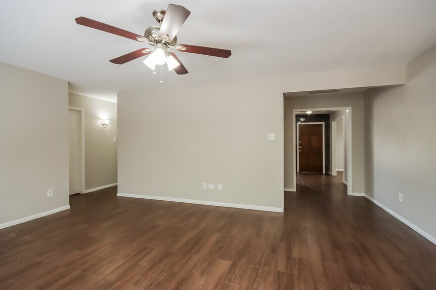 Building Photo - 5015 Cupids Bower Ct