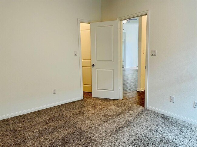 Building Photo - 12203 Perritos Pl