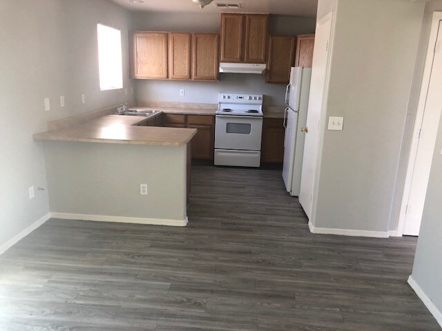 Building Photo - 6106 N 35th Ave