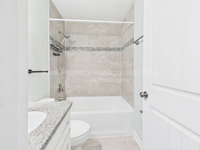 Building Photo - 7803 Nesbitt Dr
