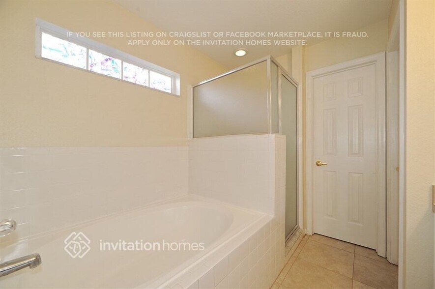 Building Photo - 7761 Canterbury Cir