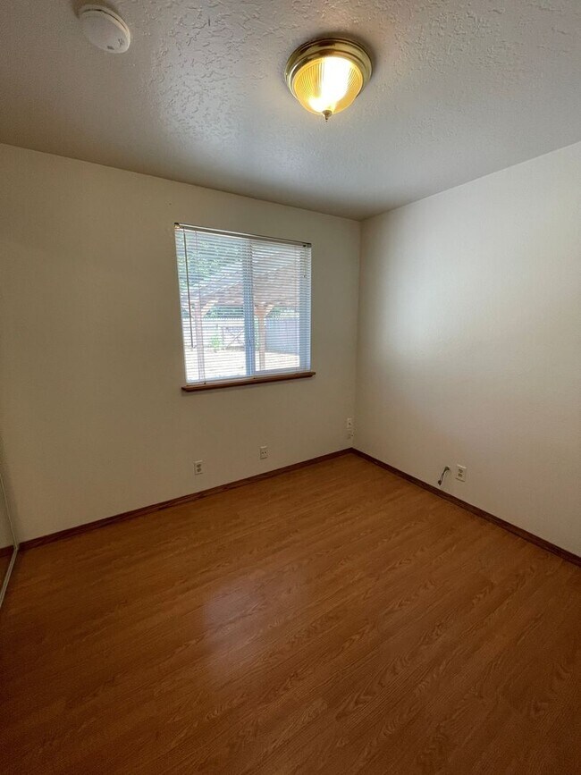 Building Photo - 4751 Scott Way