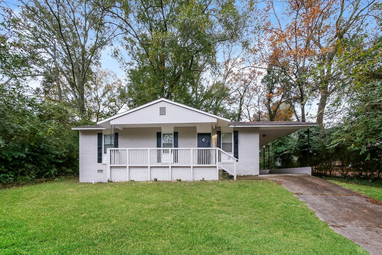 Building Photo - 1748 Emerson Ave