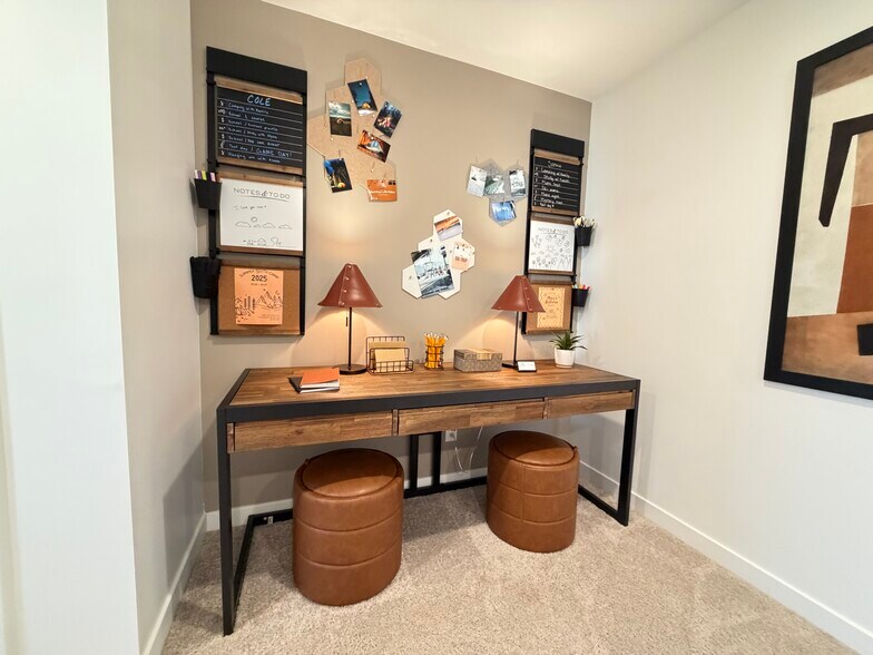 Building Photo - 1566 N Summer Spgs Cv