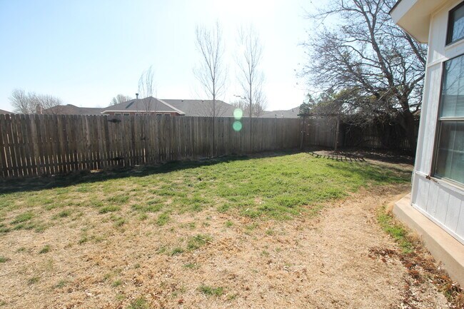 Building Photo - 308 Wilmington Cir