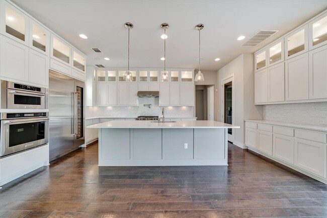 Building Photo - 6316 Bernia Dr