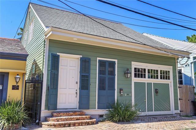 Primary Photo - 2429 Chartres St