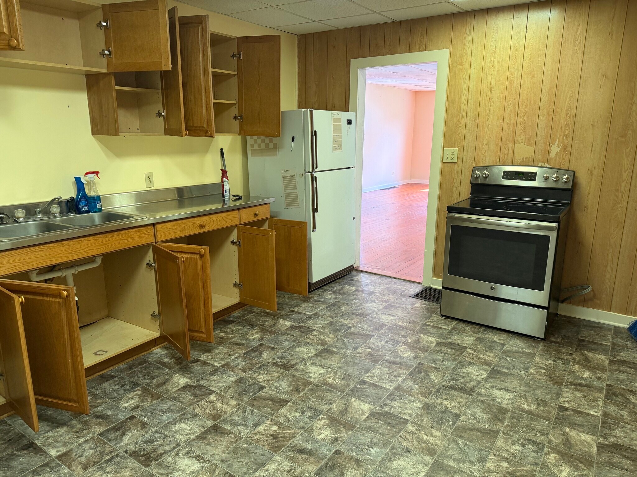 Kitchen with Electric Range - 1126 Charles St
