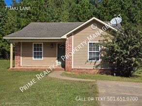 Building Photo - 7 Jaki Ln