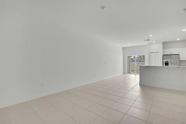 Building Photo - 36144 Risa Michele St