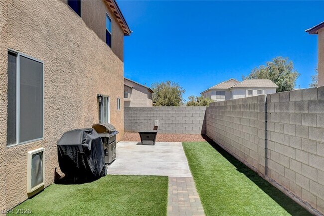 Building Photo - 6861 Sweet Pecan St