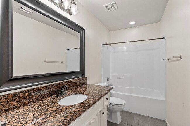 Building Photo - 1710 Redwing Cove Dr