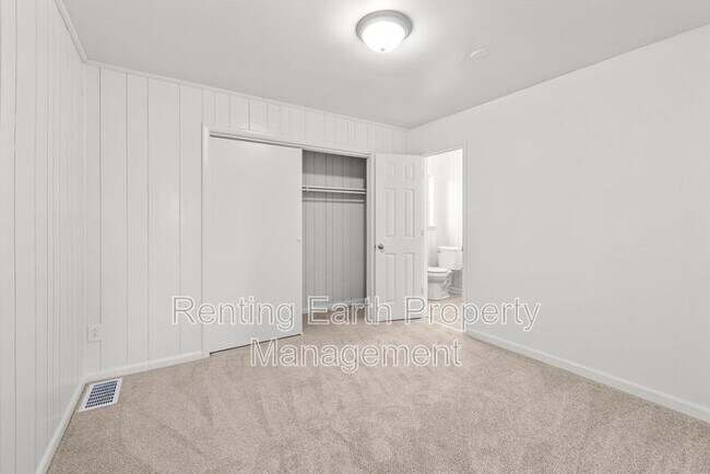 Building Photo - 1820 33rd St Ensley