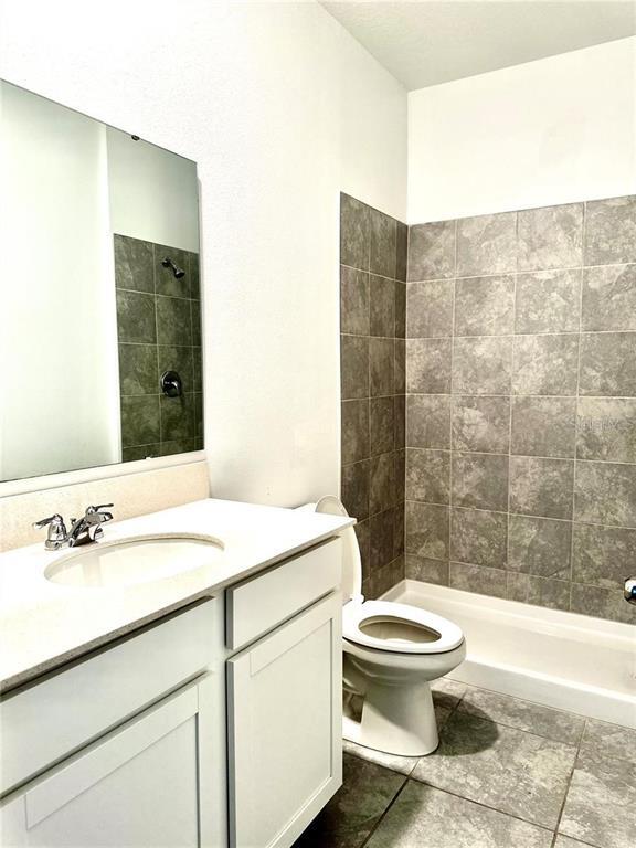 Building Photo - 652 Daring Dr