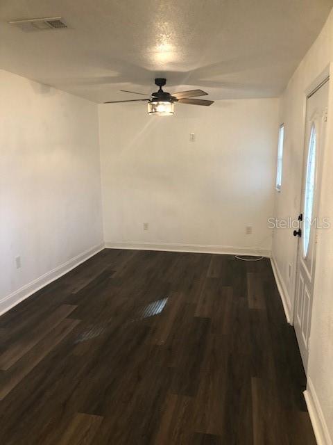 Building Photo - 1802 E Comanche Ave