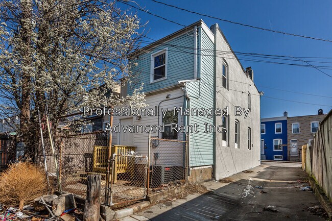 Building Photo - 2800 Miles Ave