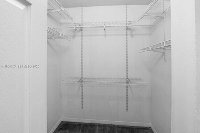 Building Photo - 2239 SE 25th Ave