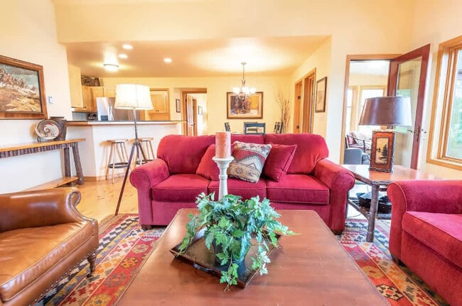 Building Photo - 1841 Creek Resort Cir
