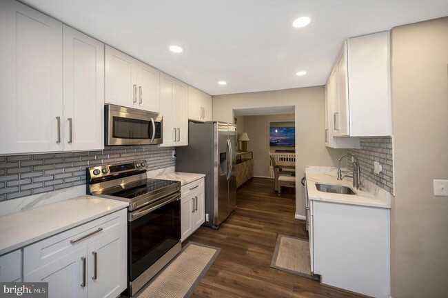 Building Photo - 2376 Generation Dr