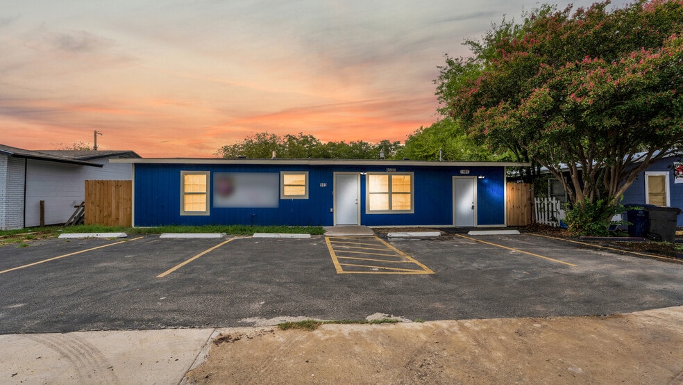 Building Photo - 4530 Walzem Rd